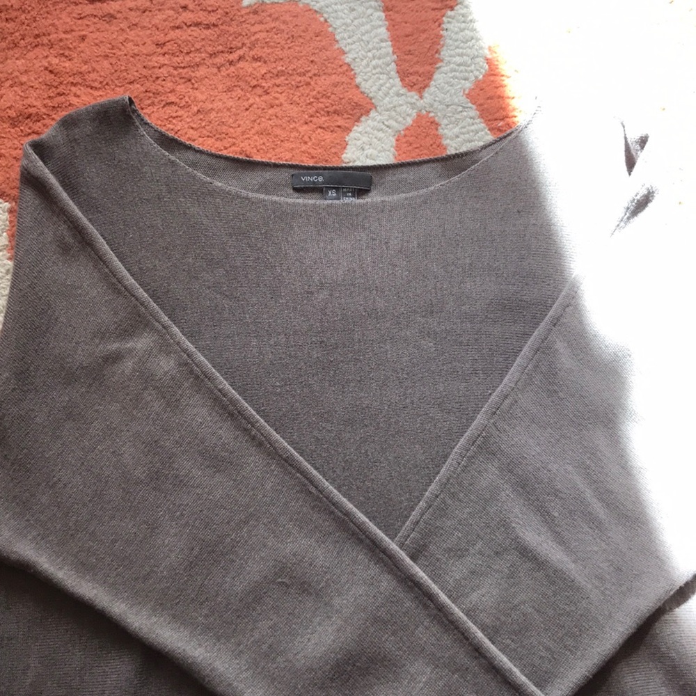 brand new vince sweater